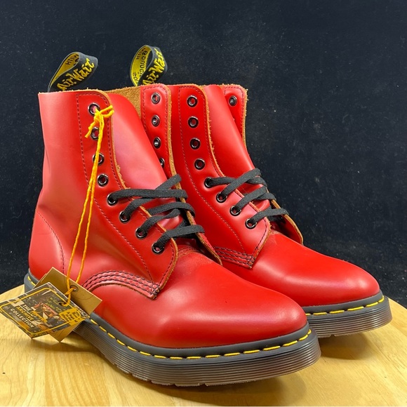 DOC DR. MARTENS RED SMOOTH LEATHER BOOTS RARE VINTAGE WOMENS SIZE 9/ MENS SIZE 8 - Picture 6 of 10